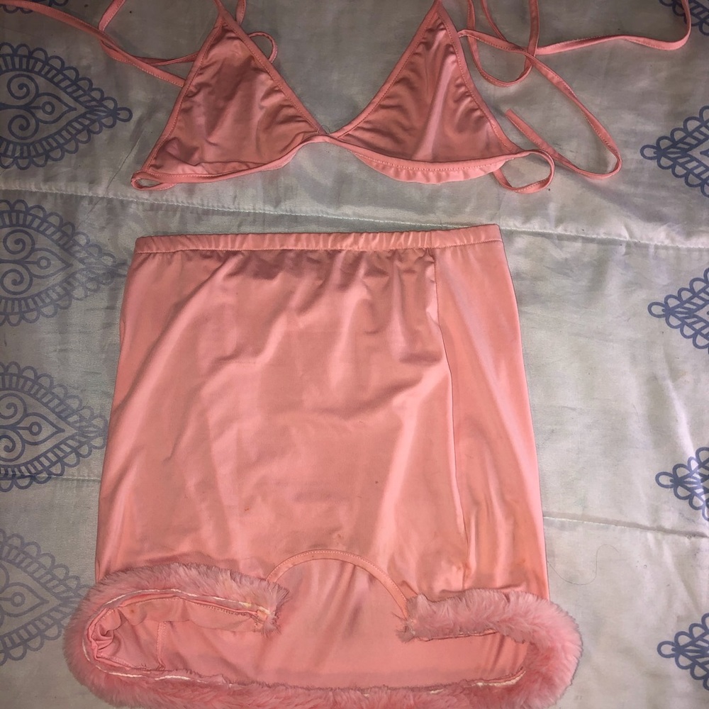 TWO PIECE PINK FIT!